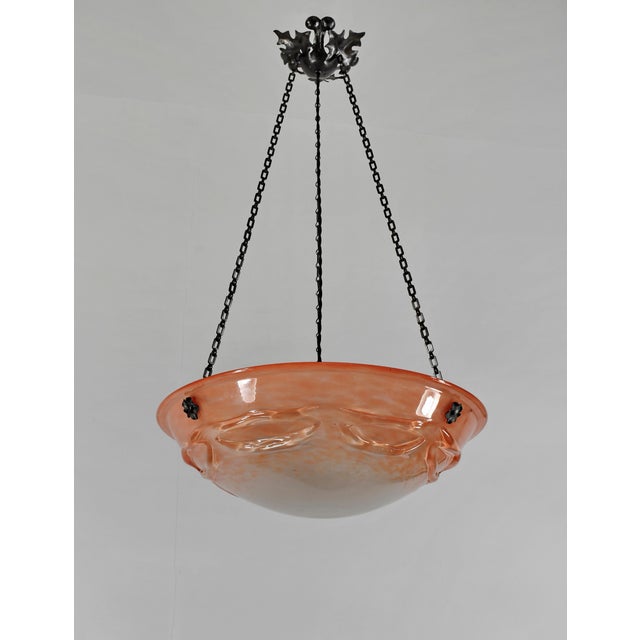 Charles Schneider - Le Verre Français A large French art deco hanging fixture in wrought iron with a nice Schneider Le...