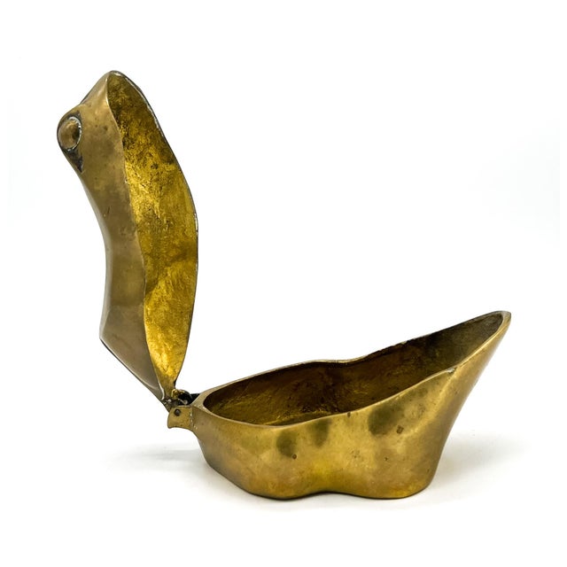 Vintage Brass Frog Trinket Box – Hollywood Regency / Whimsical For Sale In Houston - Image 6 of 12