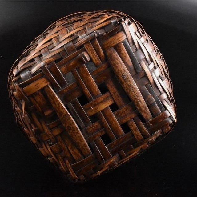 1920s 1920s Japanese Bamboo Basket Ikebana Tea Ceremony Flower Antique Vase Vintage Signed For Sale - Image 5 of 18