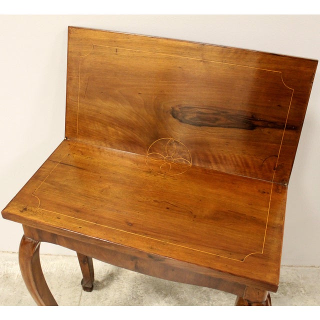 18th Century Louis XV Italian Table Console in Walnut For Sale - Image 12 of 16