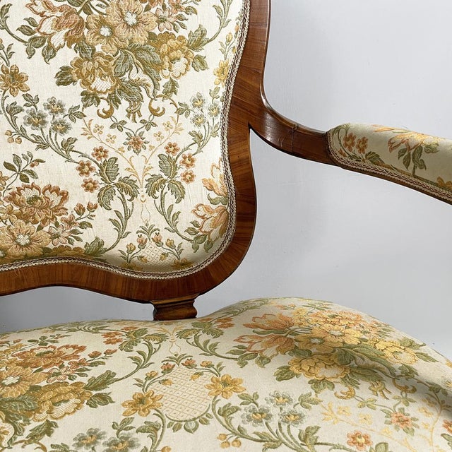 Brown Italian 19th Century Style Sofa in Floral Fabric and Wood, 1930s For Sale - Image 8 of 18