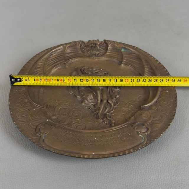 Brown Antique Wall Plate Medallion in Bronze in the style of Canto V of Dante's Inferno, 1920s For Sale - Image 8 of 10