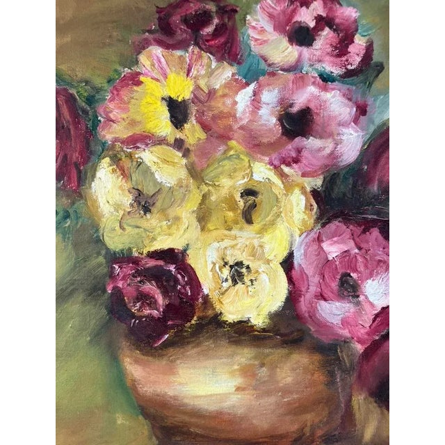 Vintage Pink and Yellow Floral Still Life Painting by M. DeHart – Mid-Century Oil on Canvas For Sale - Image 4 of 7