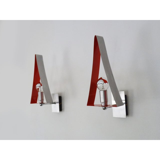 1970s Triangular Wall Sconces in Chrome and Orange Metal, 1970s, Set of 2 For Sale - Image 5 of 9