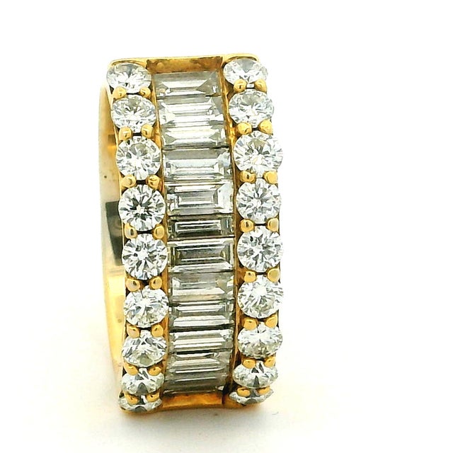Antique White 1980s American 18k Gold 4.60 Carat Diamond Wide Band Ring, Size 6.5 For Sale - Image 8 of 12