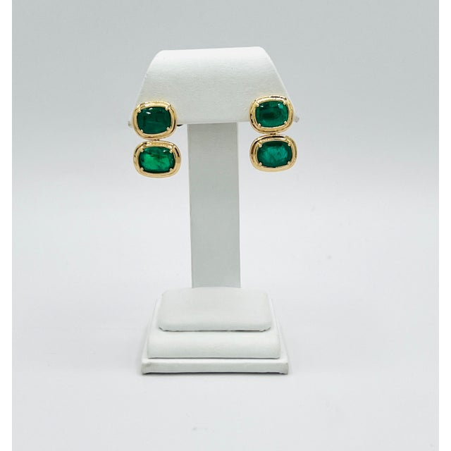 17 Carats of Emerald Cushion Double Bezel Prong Earrings in 18k Yellow Gold, A Pair For Sale - Image 4 of 6