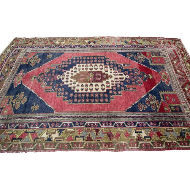 Turkish 1960s Vintage Geometric Turkish Wool Rug- 5′1″ × 8′8″ For Sale - Image 3 of 7