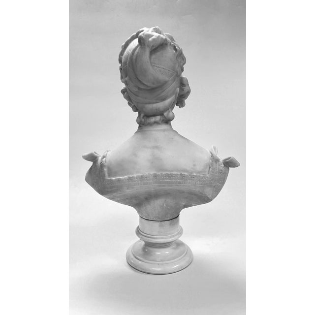 19th Century Continental Female Bust Sculpture in White Marble For Sale - Image 4 of 12