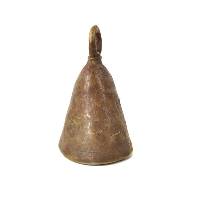 African Early 20th Century Benue Brass Bell Nigeria For Sale - Image 3 of 6