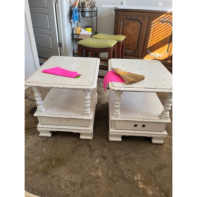 Ethan Allen Set of Two Coastal Accent or End Tables or Nightstands in Seafoam With Mosaic Pebble Accents For Sale - Image 4 of 5