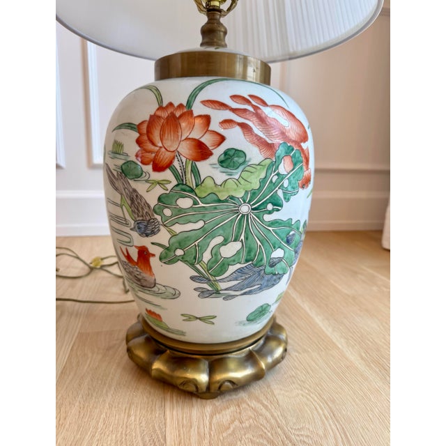 Pair of Vintage Maitland-Smith Hand-Painted Porcelain Table Lamps, Brass Base, 1985 For Sale In Chicago - Image 6 of 7