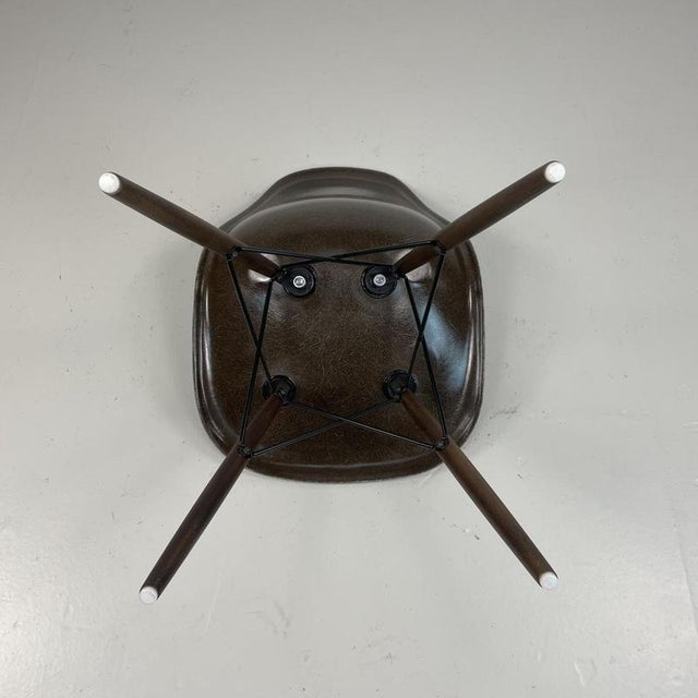 Brown DSW Side Chair by Charles and Ray Eames for Herman Miller, 1960s For Sale - Image 8 of 10