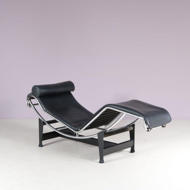 Metal LC4 Chaise Longue by Le Corbusier for Cassina, Italy, 1990s For Sale - Image 7 of 17