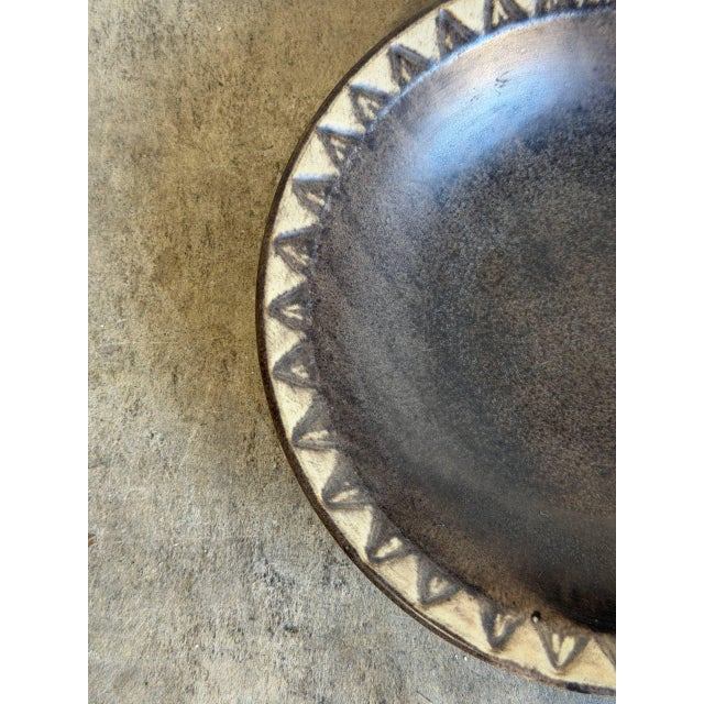 Brown Plate Bowl With White Rim and Carved Pattern Denmark Mid-Century Modern 1960s For Sale - Image 8 of 10