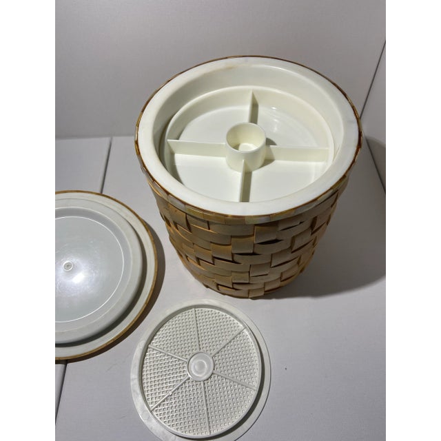 Vintage Wood and Shell Mother of Pearl Frog Ice Bucket - Euc For Sale - Image 10 of 12