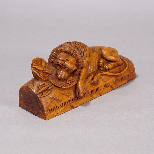 Antique Swiss Carved Lion with Heraldic Shield, Luzern circa 1900 Item e8144 An expressive antique wood carving depicting...