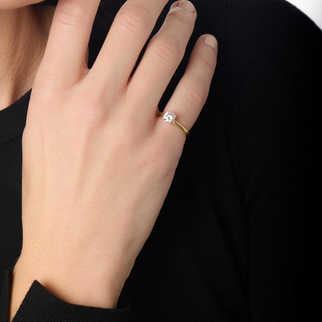 Vintage Gia 0.83 Carat Diamond 18k Yellow Gold Engagement Ring, Size 4.75 For Sale - Image 4 of 6