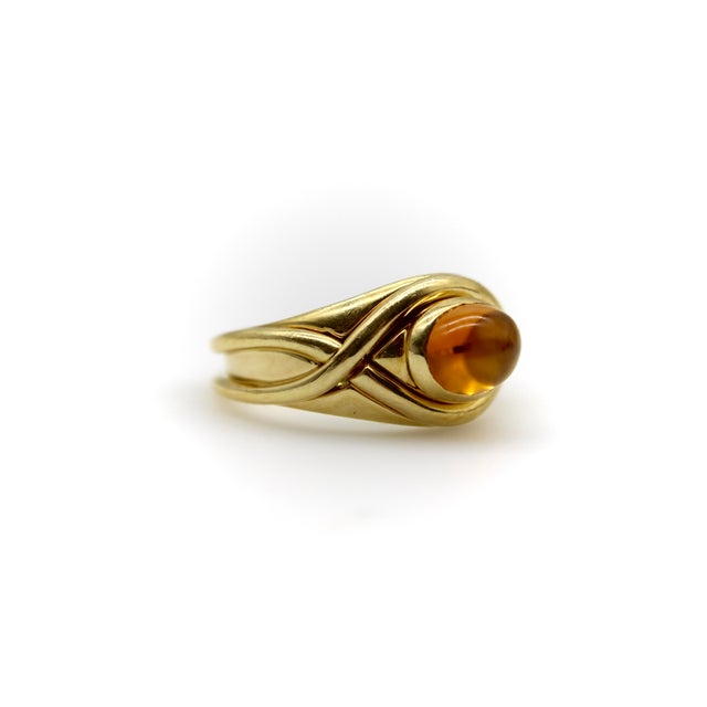 Tiffany and Co. 1970s Vintage Tiffany & Co. 18k Gold Crossover Citrine Cabochon Ring, Size 5.25 For Sale - Image 4 of 10