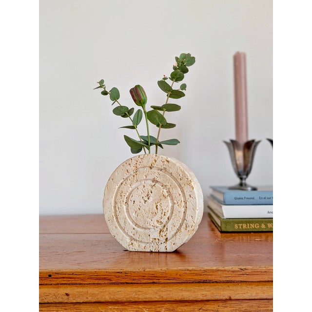A classic vintage travertine bud vase by Fratelli Mannelli. Made in Italy circa 1970s and featuring the original makers...