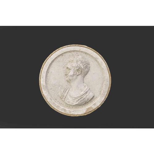 Ancient Neoclassical Cameo Intaglio in biscuit. Italy, 19th Century. Good condition.