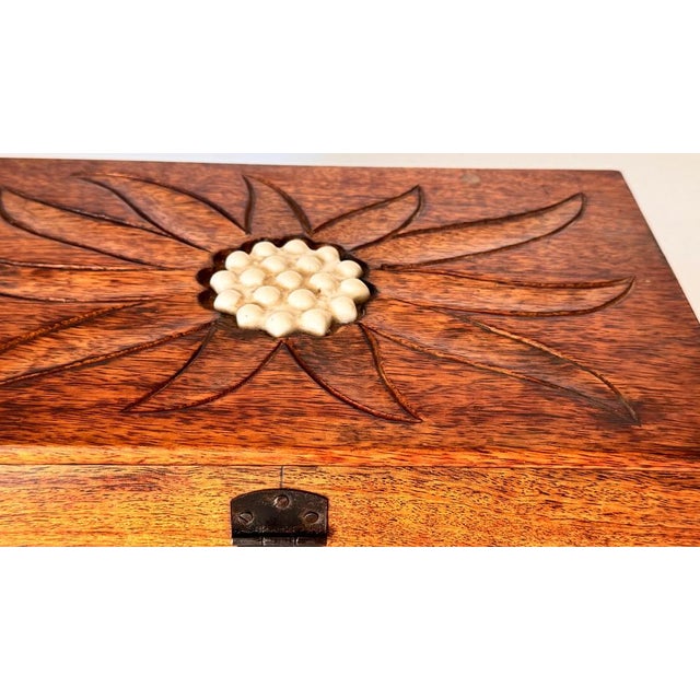 French Wooden Box with Geometric Floral Ceramic Inlay, 1950s For Sale - Image 4 of 15