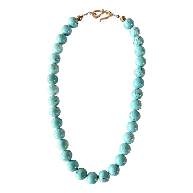 Contemporary Turquoise Beaded Necklace With Gold Tone Hook Clasp - Designed by Matthew Izzo For Sale - Image 3 of 5