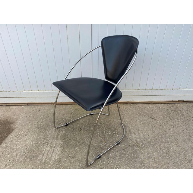 Vintage Linda Armchairs in Black Leather and Chromed Steel Frame by Arrben, 1980s, Set of 4 For Sale - Image 3 of 18