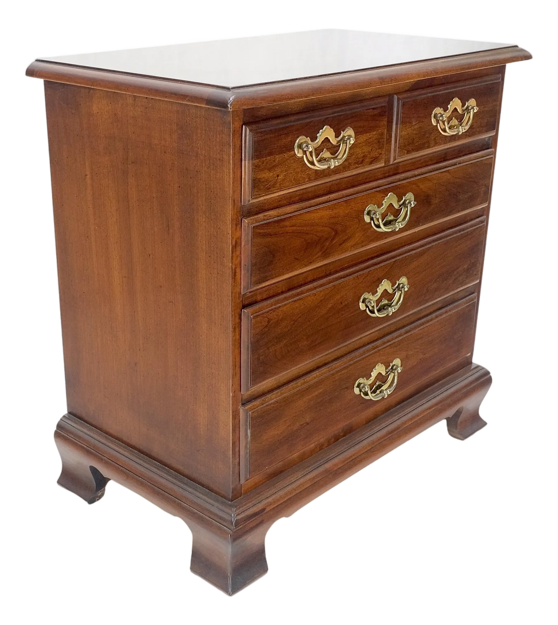 Vintage Thomasville Nightstands | Chairish
