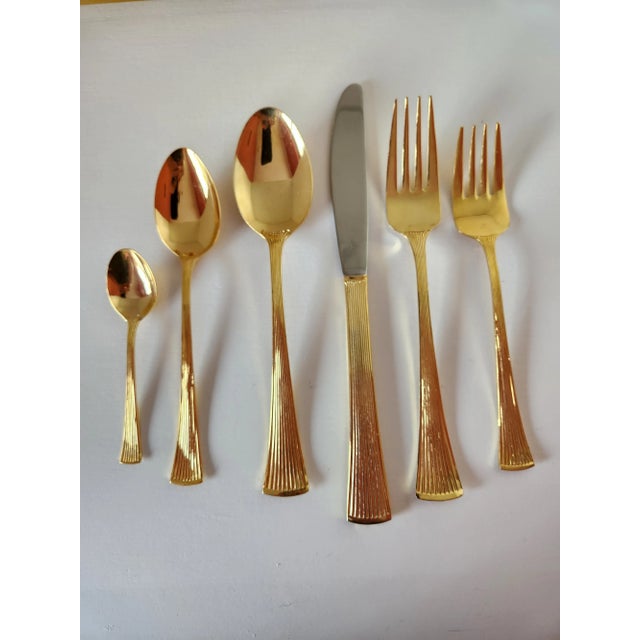 1960s 1960s Golden Barclay Geneve Flatware Set With Caddy- 105 Pieces For Sale - Image 5 of 6