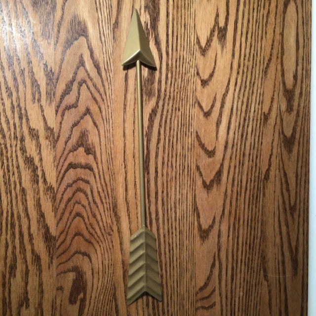 Set of 4 metal wall hanger arrows.