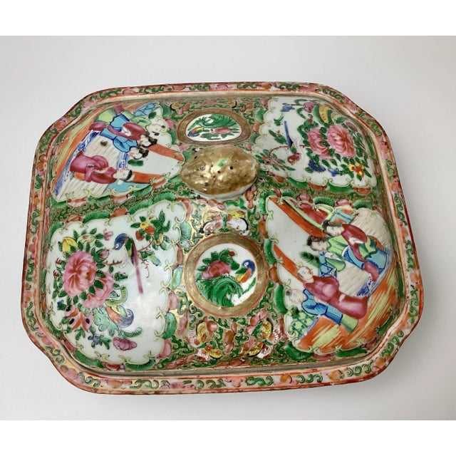 Mid 19th Century 19th Century Chinese Famille Rose Medallion Covered Serving Dish For Sale - Image 5 of 12