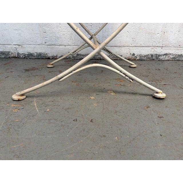 Mid 20th Century Pair of Italian White Metal Clamshell Outdoor Chairs by Tempestini, Attributed For Sale - Image 13 of 14