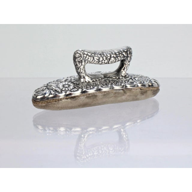 Early 20th Century Antique Tiffany & Co Sterling Silver Floral Repousse Nail Buffer For Sale - Image 5 of 11