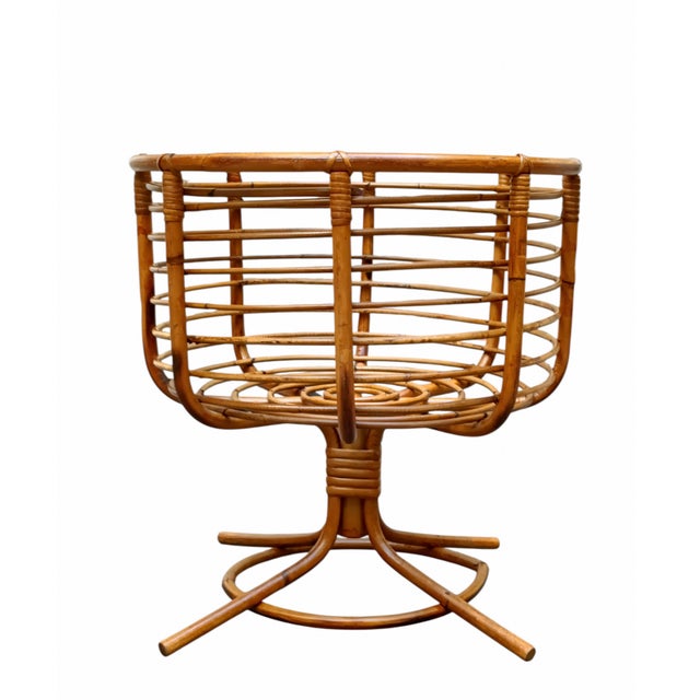 1960s Woven Rattan Basket on a Pedestal Base, Italy, 1960s For Sale - Image 5 of 6