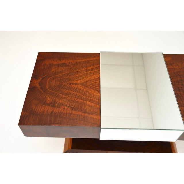Brown Art Deco Mirrored Coffee Table in Walnut, 1930 For Sale - Image 8 of 12