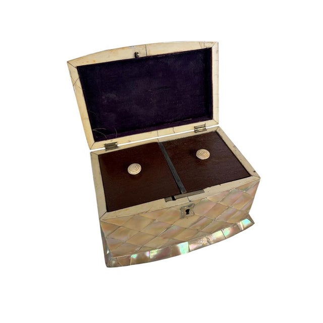 Mother of Pearl Tea Caddy English Circa 1870 For Sale - Image 4 of 7