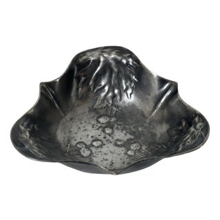 Art Nouveau Bowl with Thistles and Leaves from Bing & Gröndahl, Denmark, 1900s For Sale
