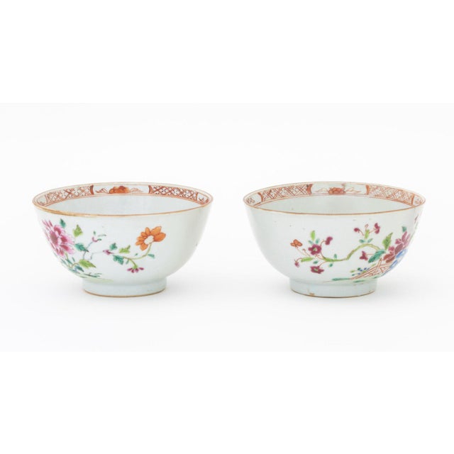 19th Century Chinese Export Famille Rose Porcelain Bowls, Pair For Sale - Image 5 of 10