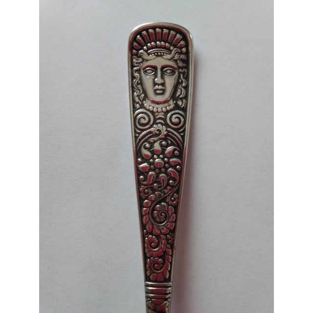 Rogers Bros. Victorian Assyrian Head Silverplate Sugar Spoon - Rogers Bros. For Sale - Image 4 of 9