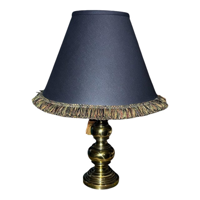 1970s Hollywood Regency Stiffel Solid Brass Urn Table Lamp With Fringed Shade For Sale