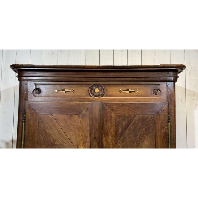 Antique Breton Wardrobe in Oak and Chestnut, 1800s For Sale - Image 9 of 18