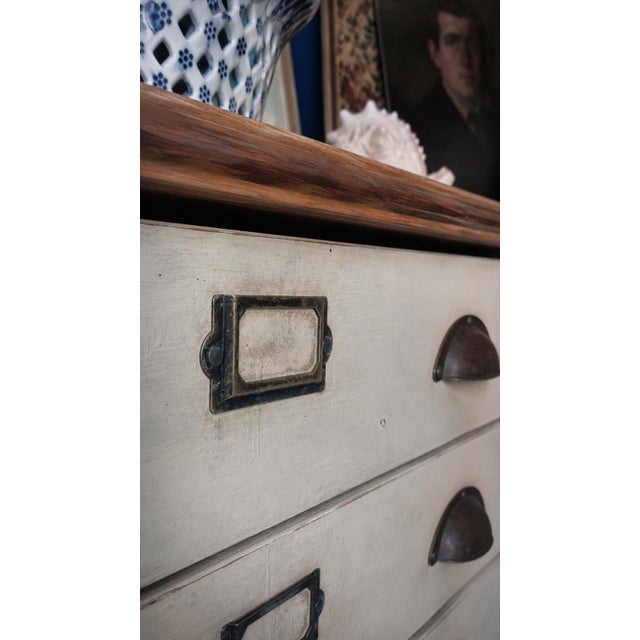 Brown Antique English Six-Drawer Archival Chest, 1900s For Sale - Image 8 of 9