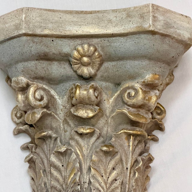 Hollywood Regency Vintage Monumental Neoclassical Corinthian Wall Bracket in Bespoke Gustavian Finish - Newly Painted For Sale - Image 3 of 12