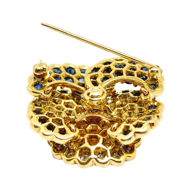 Metal 1990s Jean Vitau 18k Yellow Gold Sapphire and Diamond Pansy Brooch For Sale - Image 7 of 9