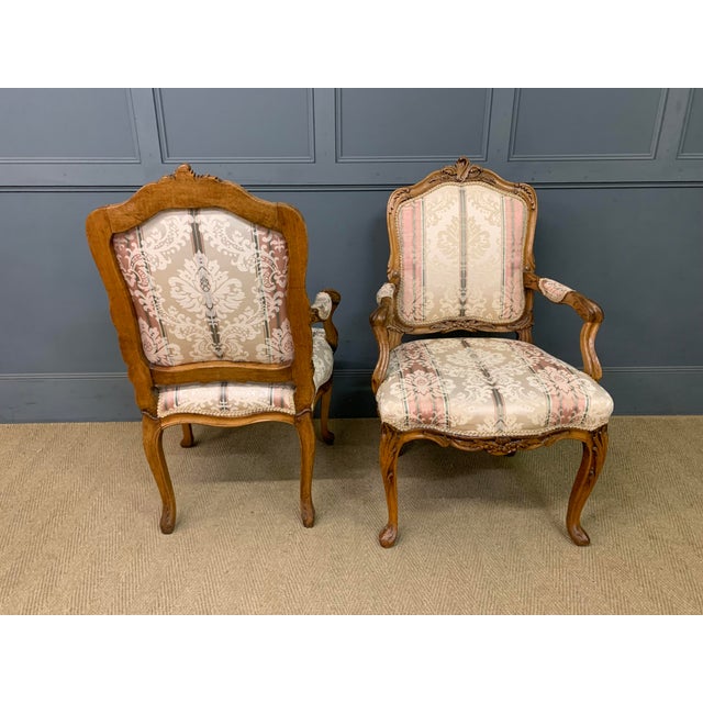 1910s French Carved Walnut Armchairs, 1910, Set of 2 For Sale - Image 5 of 16