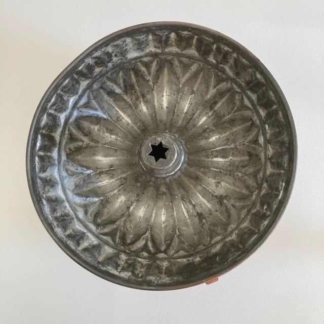 Copper Wagner West Germany Bundt Pans – Set of 2 – Copper Bakeware - Mid 20th Century For Sale - Image 8 of 9