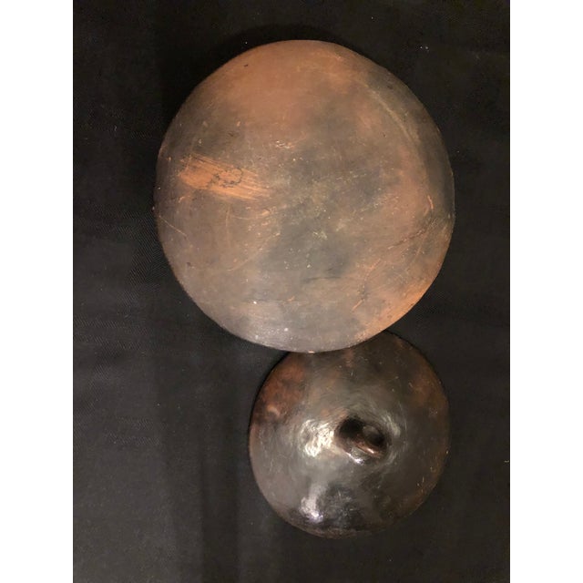 Vintage Ethiopian Hand-Burnished Black Clay Lidded Vessel – Peace Corps Provenance For Sale - Image 10 of 10