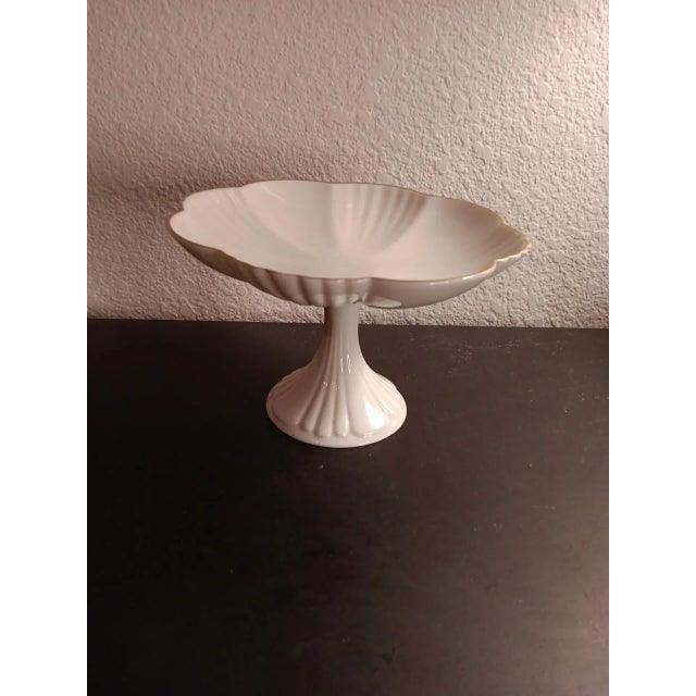 1980s 1980s Lenox Made in Usa Pedestal Scalloped Compote For Sale - Image 5 of 6