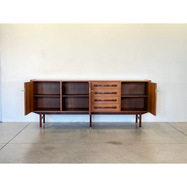 Vintage Teak Sideboard, 1960s, in Very Good conditions. Designed 1960 to 1969