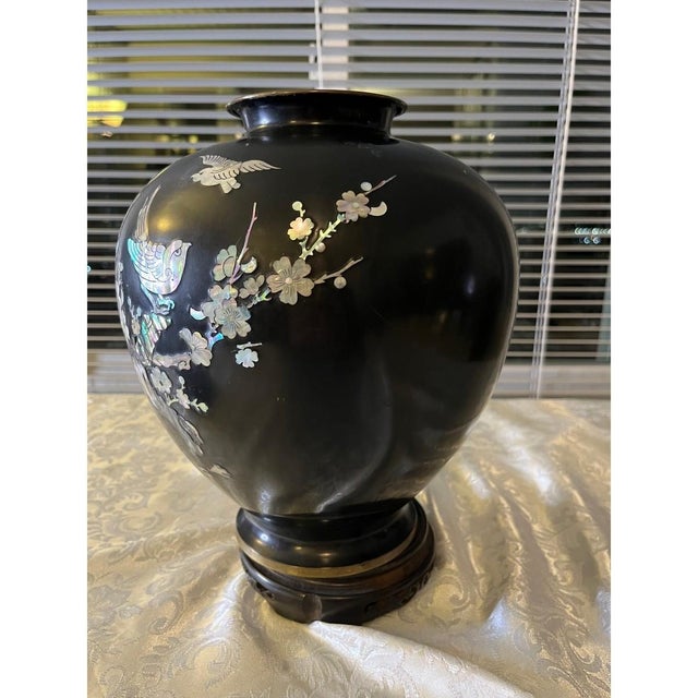Vintage Korean Mother of Pearl Inlay Black Lacquer Brass Vase Bird 11" Korea For Sale - Image 4 of 11